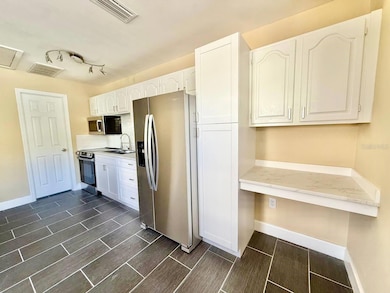 151 148th Ave E unit 1, Madeira Beach, FL 33708 - photo 7