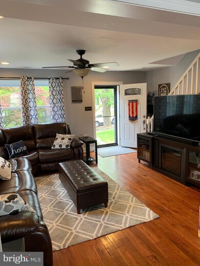 4049 Lasher Rd, Drexel Hill, PA 19026 - photo 4