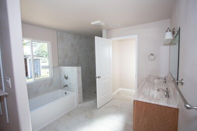 21421 Old 44 Dr, Redding, CA 96003 - photo 4