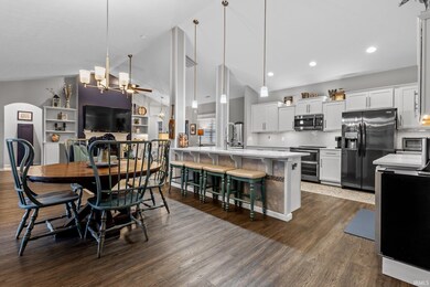 2815 Three Meadows Dr, West Lafayette, IN 47906 - photo 5