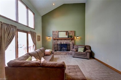 545 Jackson Rd, Aurora, OH 44202 - photo 4