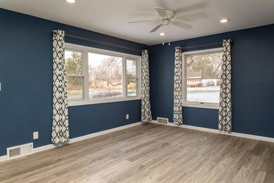 903 Pendleton