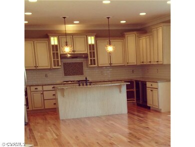 Kitchen - Granite, S/S Appliances