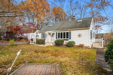 19 Mcgrath Rd, Pelham, NH 03076 - photo 3