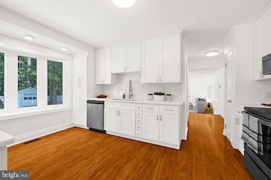 8311 Jacobs Rd W, Severn, MD 21144 - photo 4