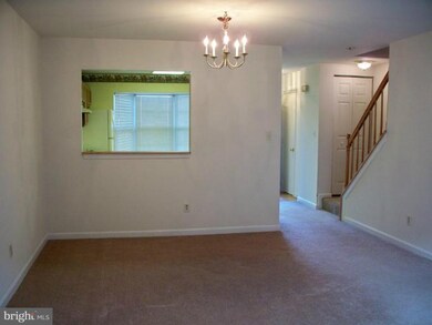 704 Saint Peters Ct, Edgewood, MD 21040 - photo 7