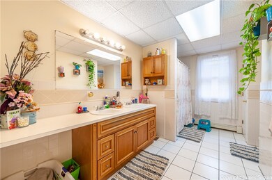 149 Adelaide Ave, Providence, RI 02907 - photo 6