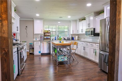 1621 Camellia Dr, Waycross, GA 31501 - photo 5