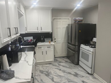 7209 Philibert Ln, Houston, TX 77028 - photo 3