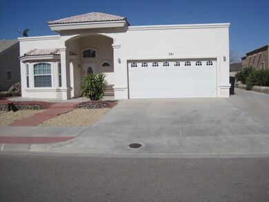 741 Desert Silver Dr, Horizon City, TX 79928 - photo 2