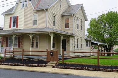 3204 S 2nd St unit 3206, Whitehall, PA 18052 - photo 2