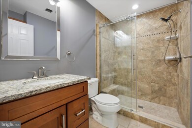 244 Allem Ln unit 244, Perkasie, PA 18944 - photo 5