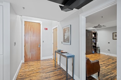 26 E 6th St, Cincinnati, OH 45202 - photo 4