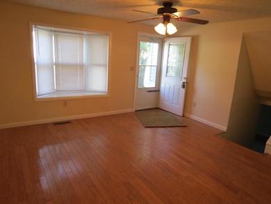 1768 Hollow Run Dr, Columbus, OH 43223 - photo 2