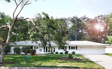 49 Barry Rd, Worcester, MA 01609 - photo 2