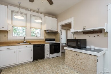 321 2nd St, West Point, VA 23181 - photo 5