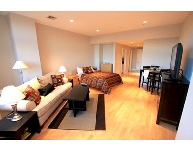The Mariner Condominiums unit 702, Boston, MA 02109 - photo 5