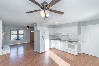 10906 Oak Harbor Dr L-5