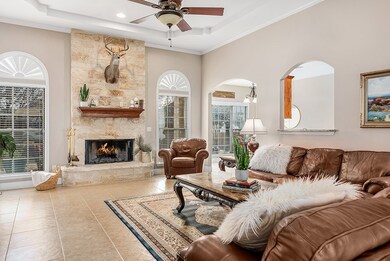 1203 Jennifer Ln, Fredericksburg, TX 78624 - photo 3