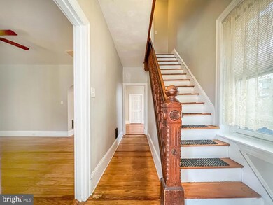 112 S 6th St, Perkasie, PA 18944 - photo 2