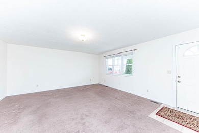 8171 White Swan Rd, Georgetown, OH 45121 - photo 5