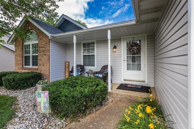 1017 Meadows Ct, Maryville, IL 62062 - photo 2