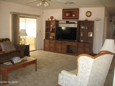 6073 Rocking Circle Living Room 1