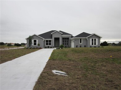 5261 Lake Venice Dr, Wimauma, FL 33598 - photo 2