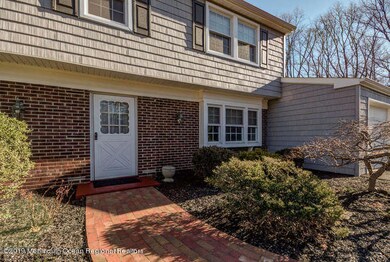 123 Ivy Hill Dr Aberdeen NJ-small-006-13