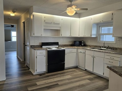 407 50th Avenue Plaza W unit 108, Bradenton, FL 34207 - photo 2