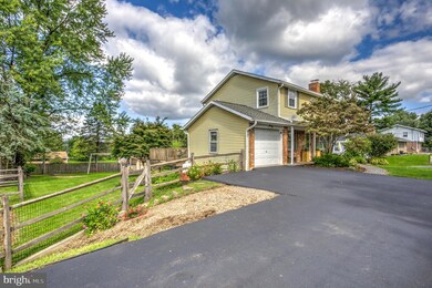 488 Snyder Rd, Reading, PA 19605 - photo 3