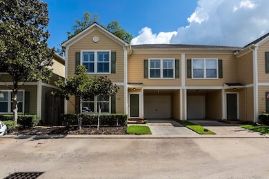 726 Redwing Place Dr, Houston, TX 77009 - photo 2