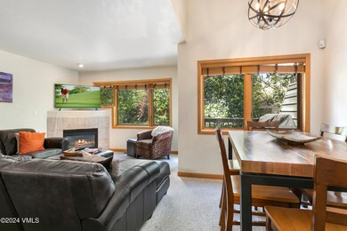 217 W Beaver Creek Blvd #24-002 (1)