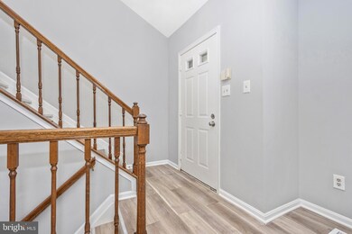 4 Red Bud Ct, Essex, MD 21221 - photo 2