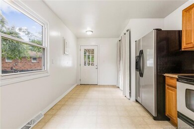 11 Robin Ct, New Albany, IN 47150 - photo 7