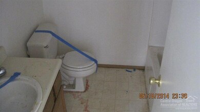 unlisted-address, Redmond, OR 97756 - photo 6