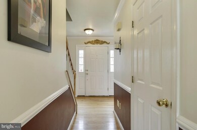 11225 Minstrel Tune Dr, Germantown, MD 20876 - photo 4