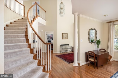 12012 Creekbend Dr, Reston, VA 20194 - photo 6