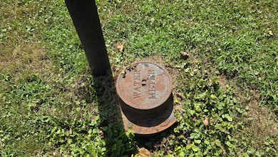 1011 N Locust St, Carrollton, MO 64633 - photo 3