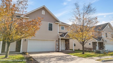 192 Shadow Wood Cir, Archbald, PA 18403 - photo 3