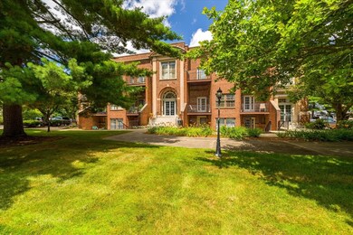 325 Plantation St unit 115, Worcester, MA 01604 - photo 4