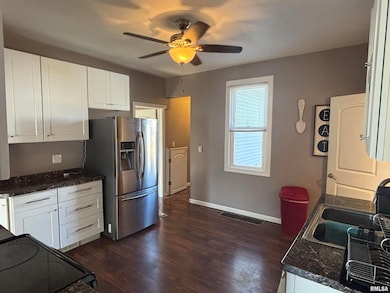 1205 Henrietta St, Pekin, IL 61554 - photo 6