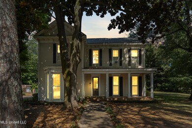 251 S Craft St, Holly Springs, MS 38635 - photo 2