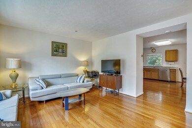 2706 Thornbrook Ct, Odenton, MD 21113 - photo 2