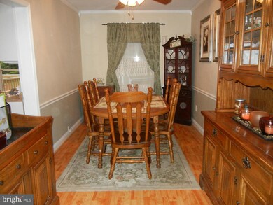 5516 Dolores Ave, Halethorpe, MD 21227 - photo 2