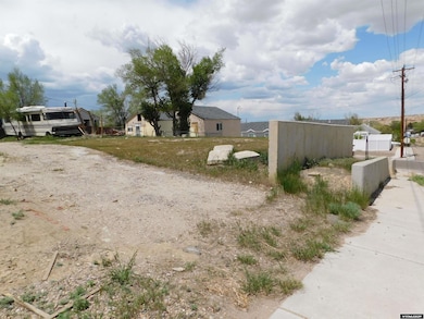 506 R St, Rock Springs, WY 82901 - photo 2