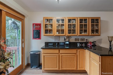 4245 Bunker Ave, West Bloomfield, MI 48323 - photo 4