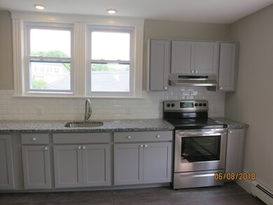 5 Geb St unit 3, Franklin, MA 02038 - photo 3