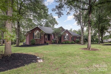 4328 Granada Dr SW, Concord, NC 28027 - photo 2