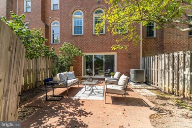 5905 Munson Ct, Falls Church, VA 22041 - photo 6